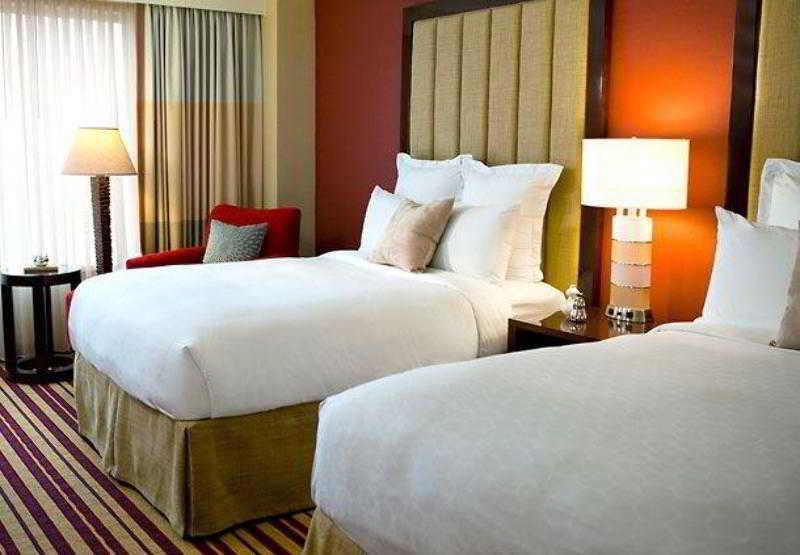 Renaissance Charlotte Southpark Hotel Kamer foto